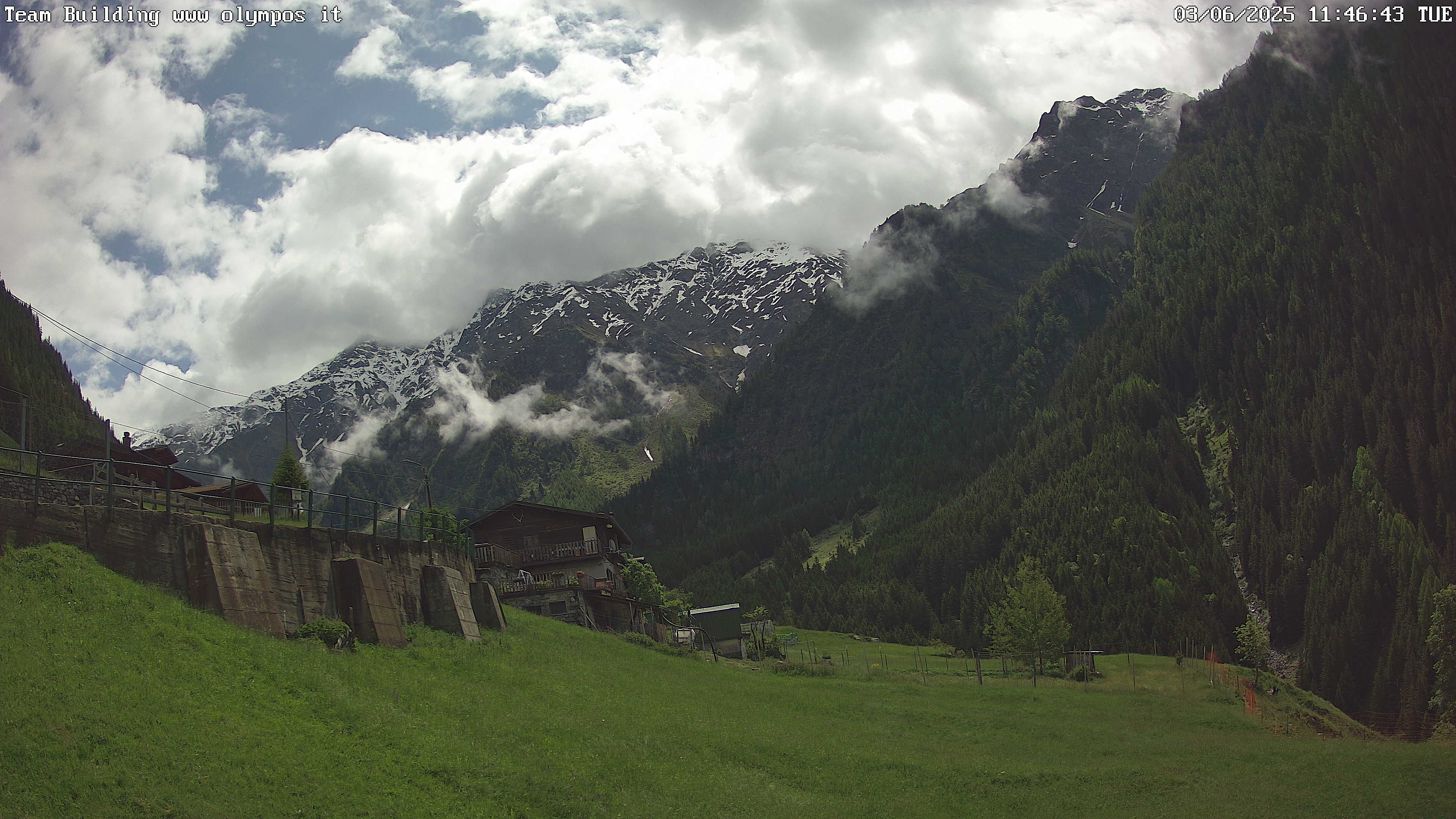 immagine della webcam nei dintorni di Bormio 1600: webcam Sondalo